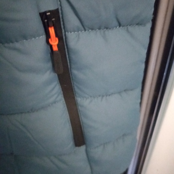 Bench-Men's- Galban Hooded Puffer Vest-Aqua- SZ L-NWT - Picture 2 of 7